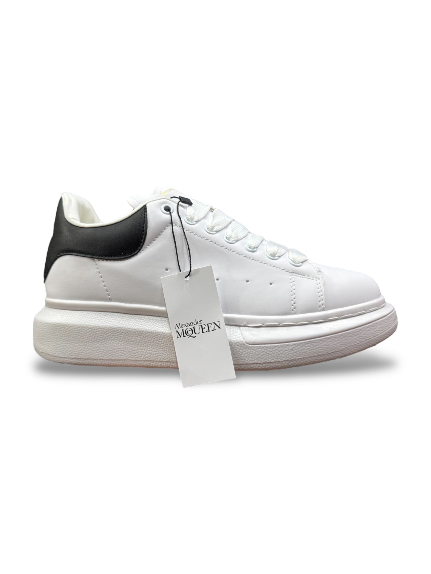 Alexander McQueen 26-29 (Disponible muy Pronto)