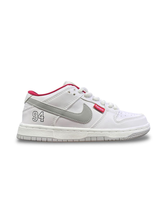 NIKE DUNK SB WHITE SUPREME 23-26