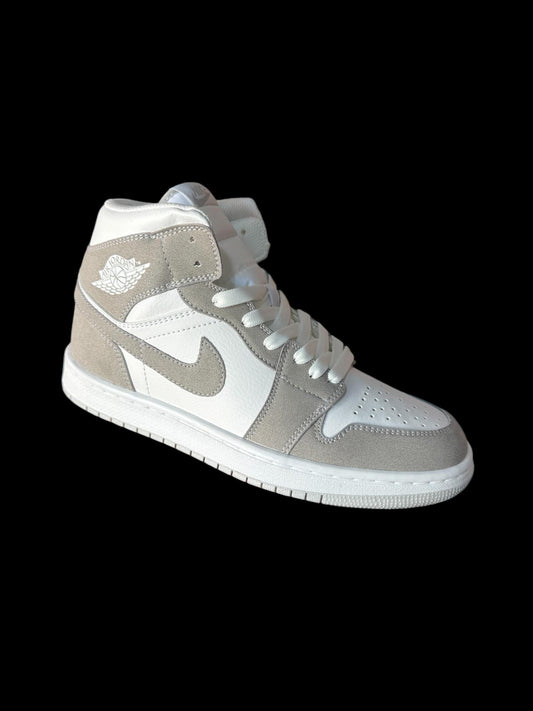 ordan Retro 1 High OG  Blanco Gris Humo 22/25